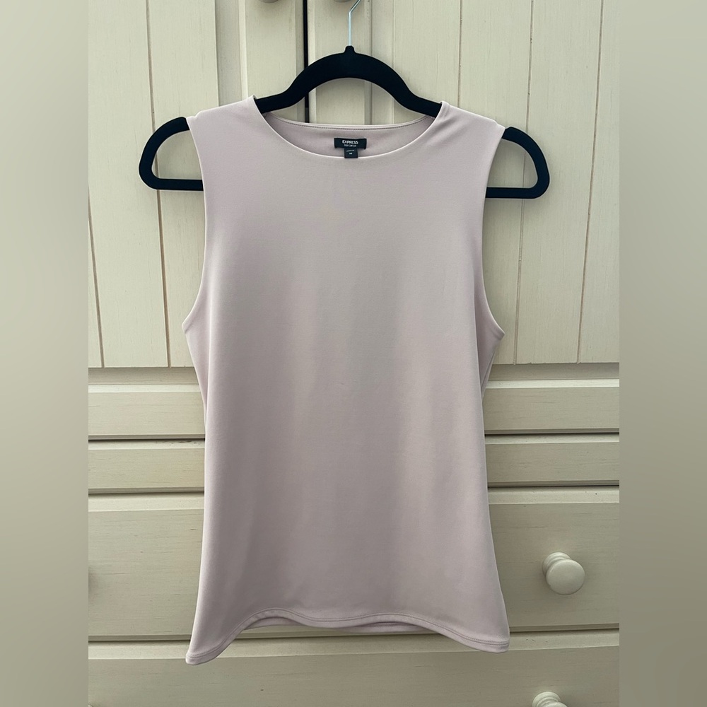 EXPRESS - Body Contour High Compression Crew Neck Tank